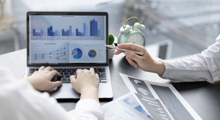 Beitragsbild_Besitec_business case mit b.invoice